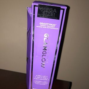 Gravity mud firming treatment masque